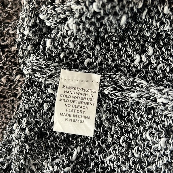 RAGA Anthropologie Distressed Knit Long Boho Tank Top in Gray Size Medium NWT! - Picture 6 of 7